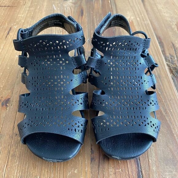 Girls High Top Sandal Black Greek Grecian Style Toddler Size 5 - Picture 3 of 15